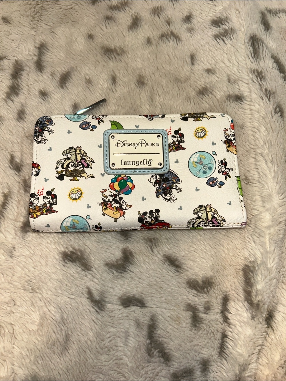 Loungefly Mickey and minne Disney Character Zip Wallet with Multicolor Prints